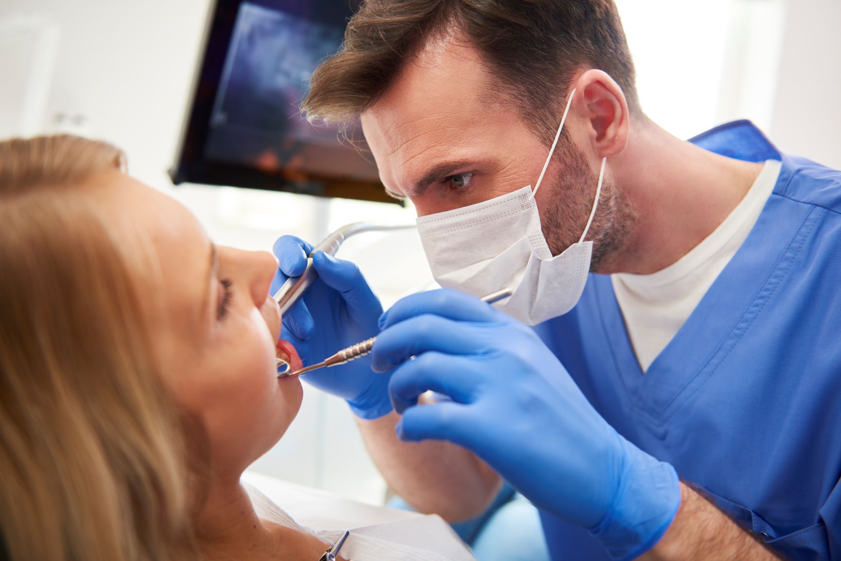 ¿Cuándo Se Necesita Una Extracción Dental? - Clínica Dental En Toledo