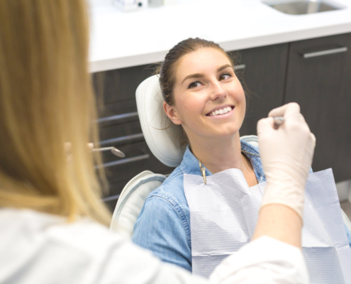 Encías inflamadas - tratamiento de gingivitis dental